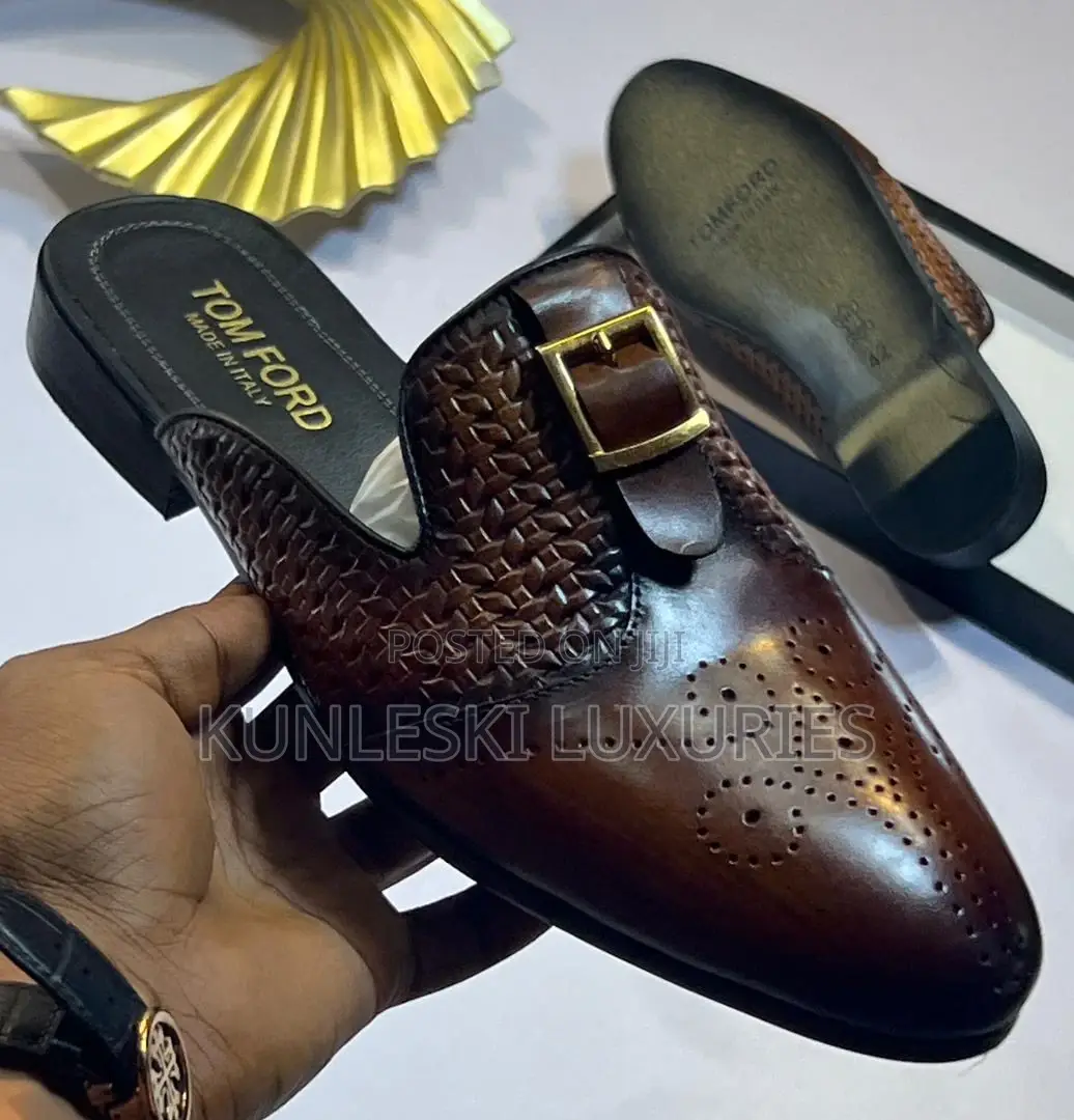 Original Tomford Men Leather Half-Shoe Available