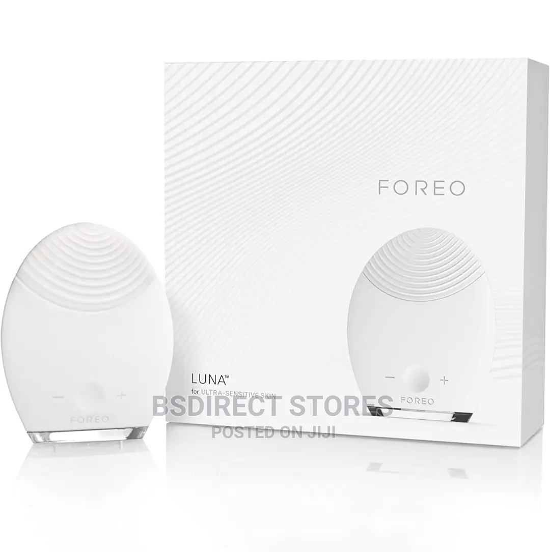Foreo Luna Sensitive Skin Facial Cleansing Anti-aging Device