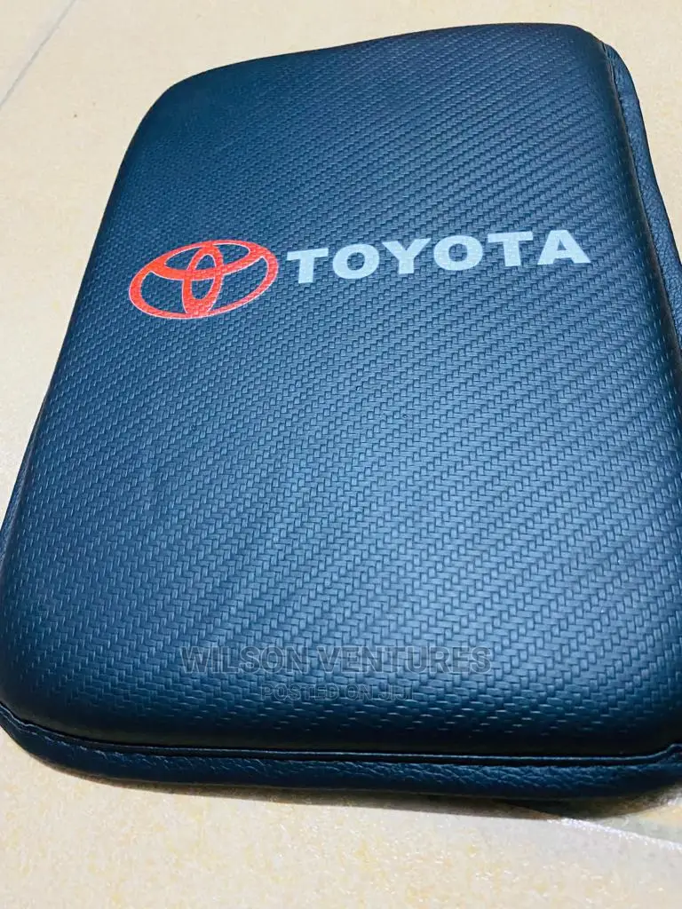 Costumize Universal Toyota Armrest- Black