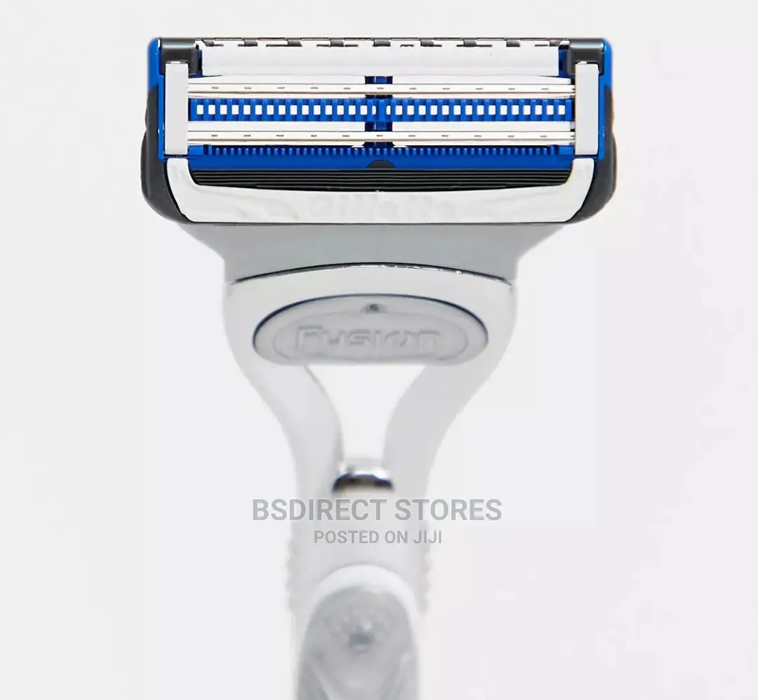 Gilette Gillette Skinguard Sensitive Razor Pack + 3 Blades