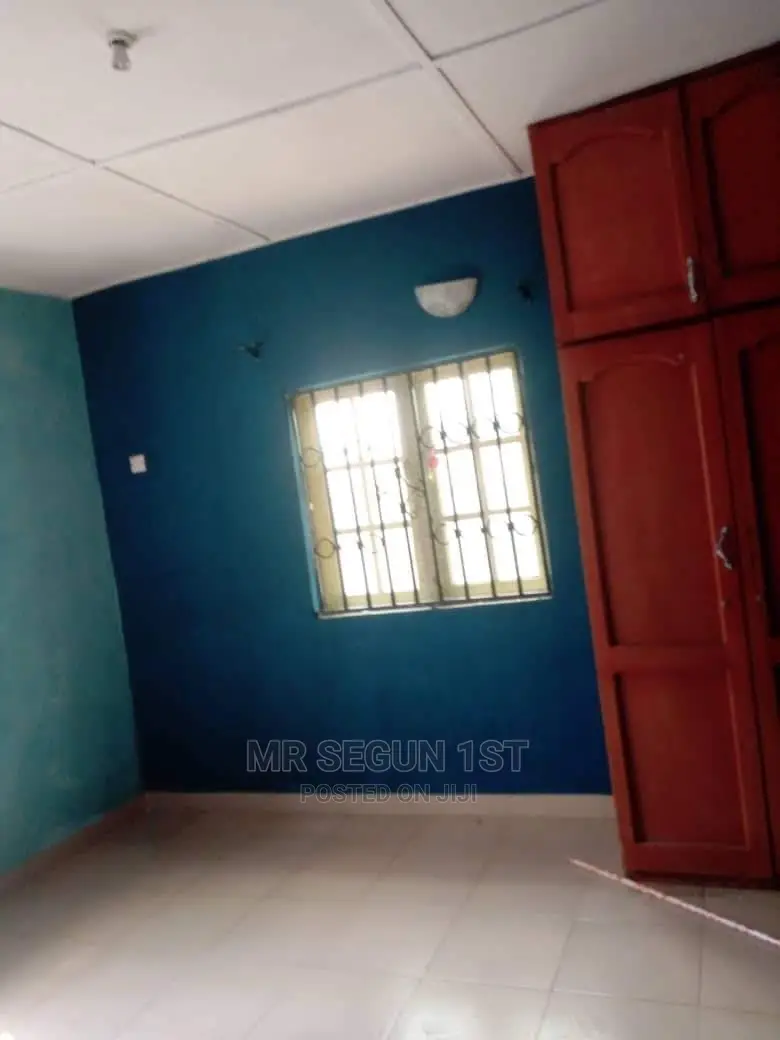 2bdrm Bungalow in Ire Wole Estate, Apata for rent