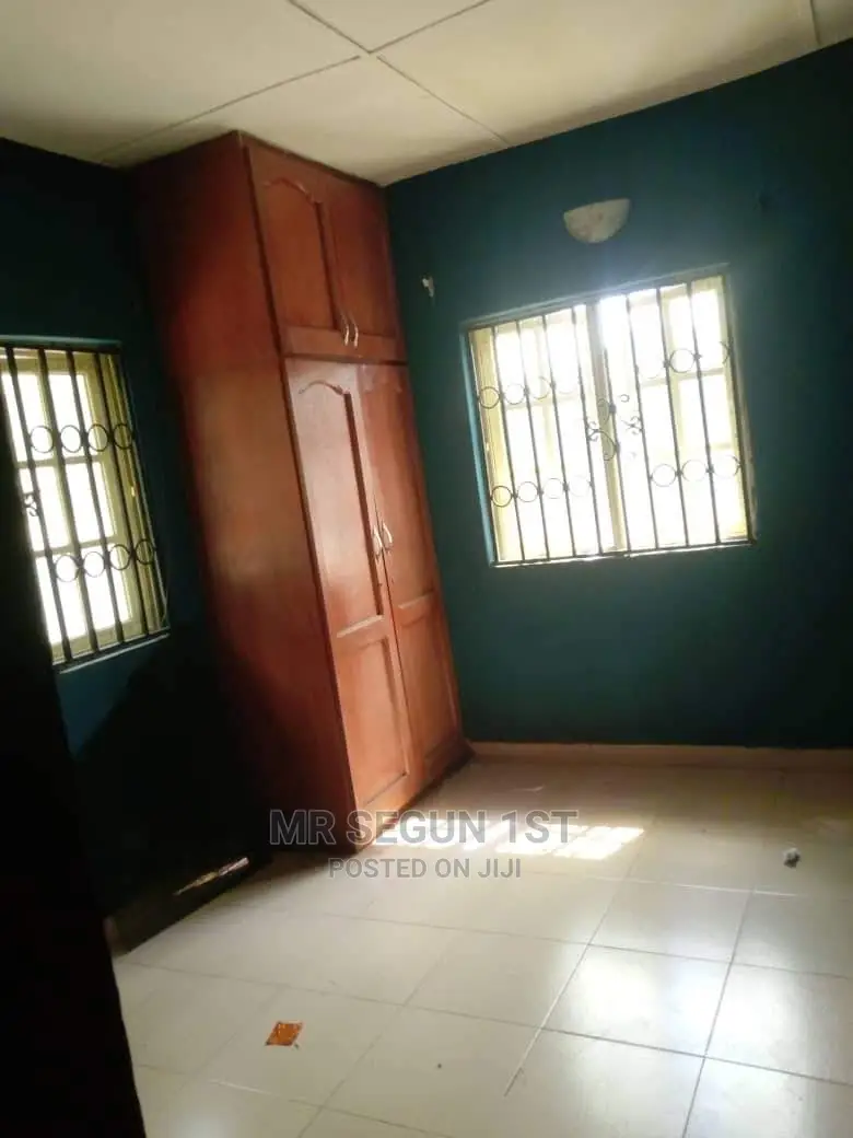 2bdrm Bungalow in Ire Wole Estate, Apata for rent