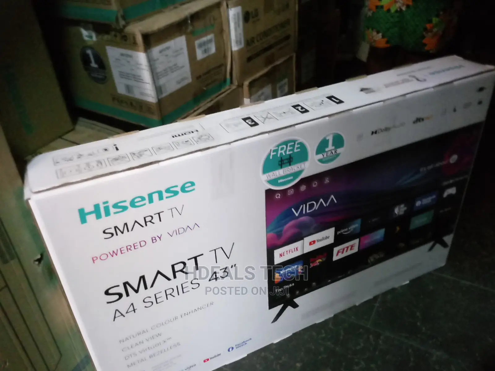 Brand New Hisense 43" Smart TV, 43B5100H.
