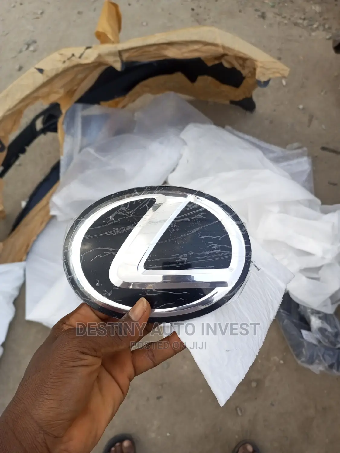 Front Logo for RX350