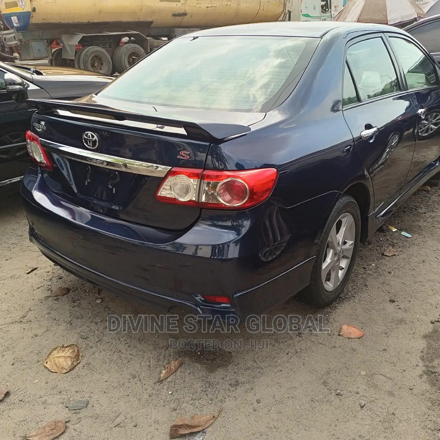 Toyota Corolla S 5-Speed 2013 Blue