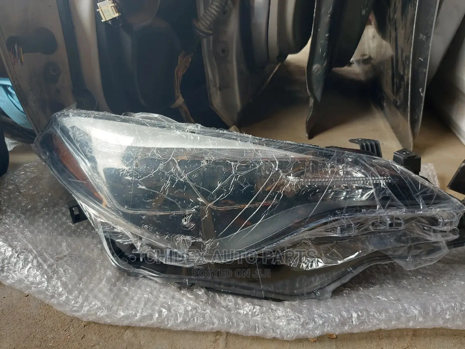 Headlight for Corolla Sle