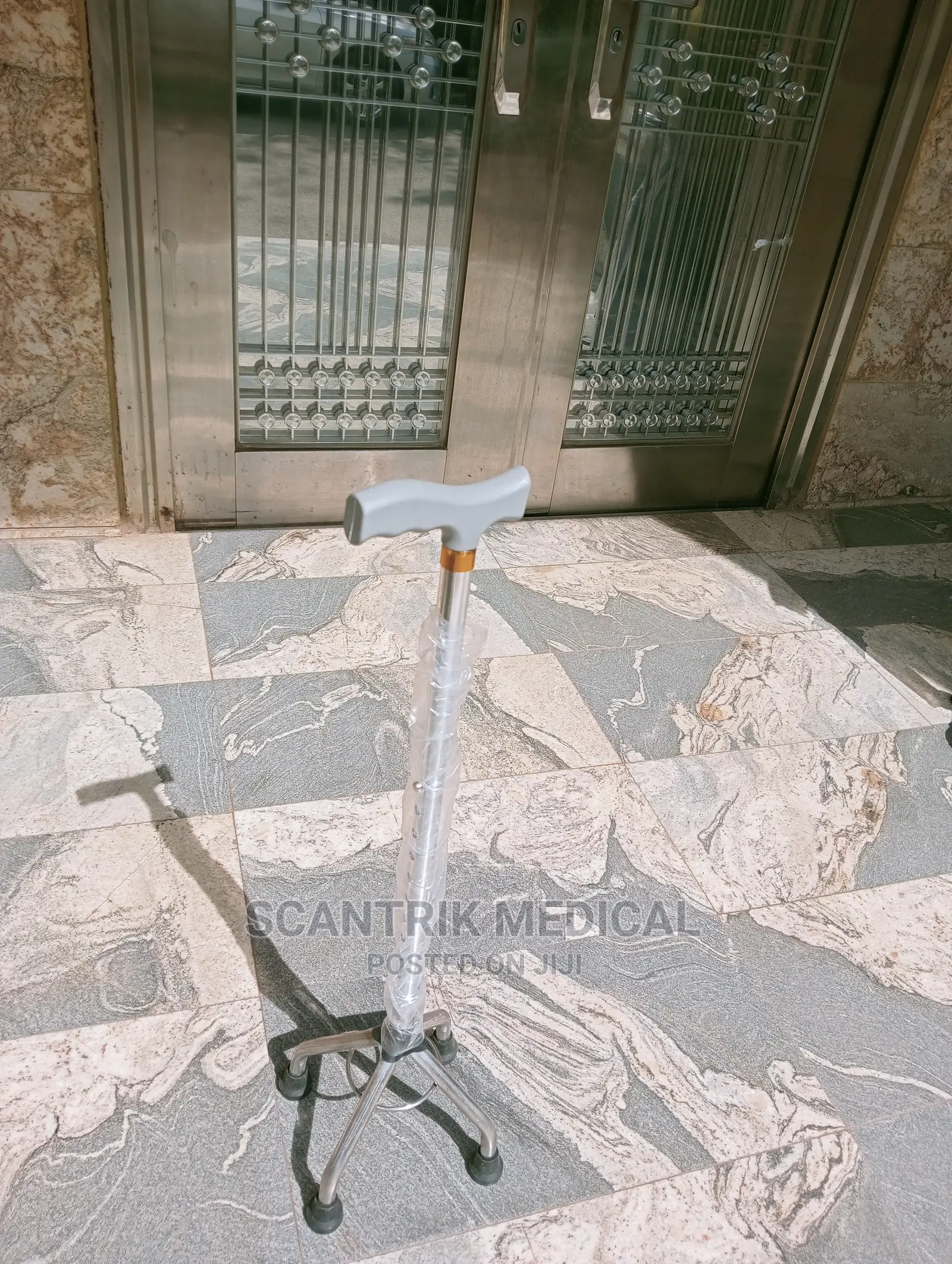 Quality Quadripod Stand - 4leg Walking Stick