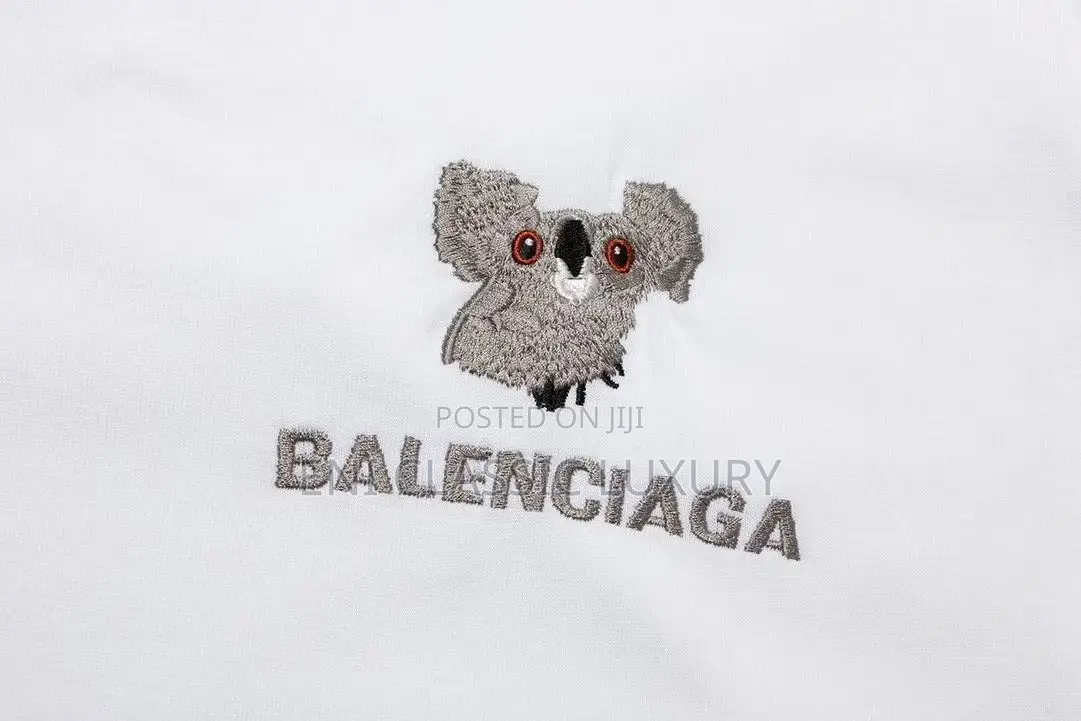 Original Balenciaga Round Neck Tops