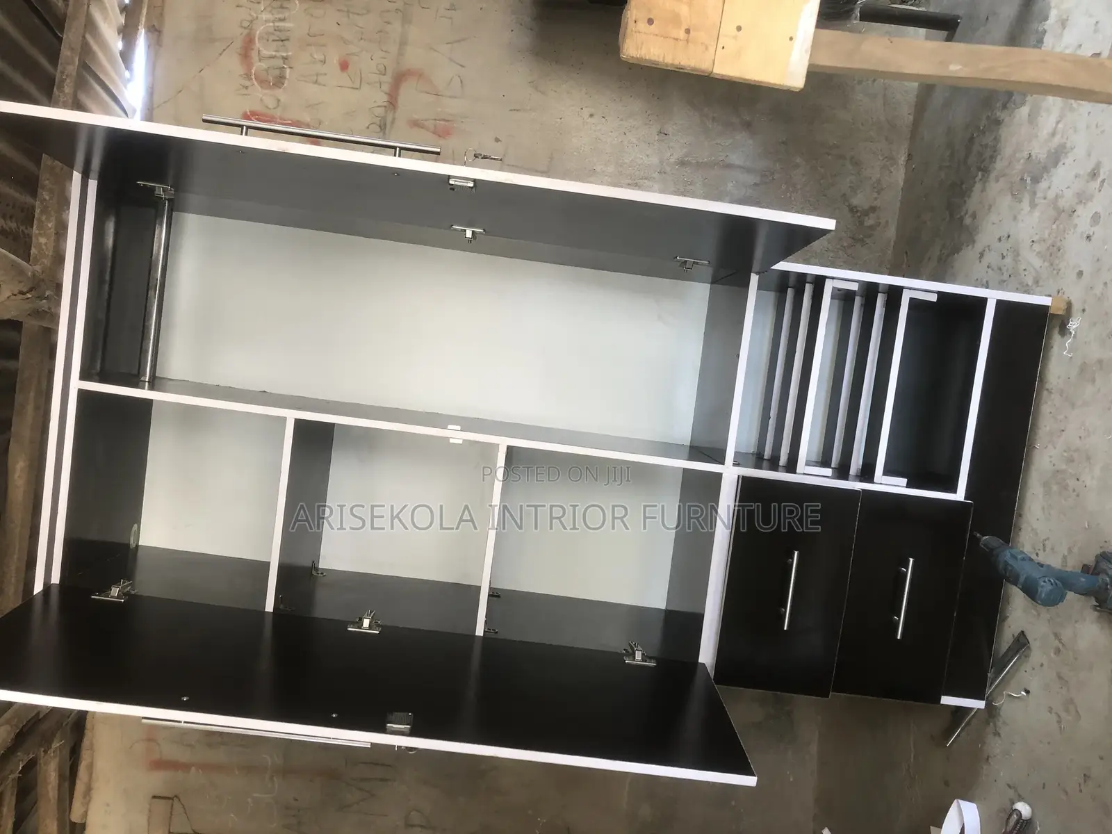 Arisekola Interior Furniture