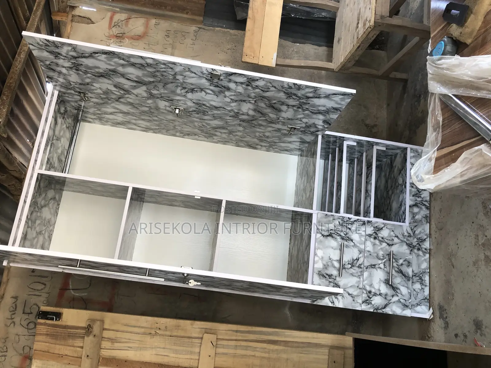 Arisekola Interior Furniture