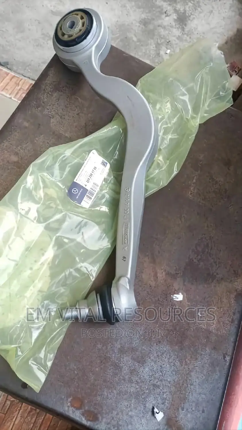 Mercedes Control Arm for W205