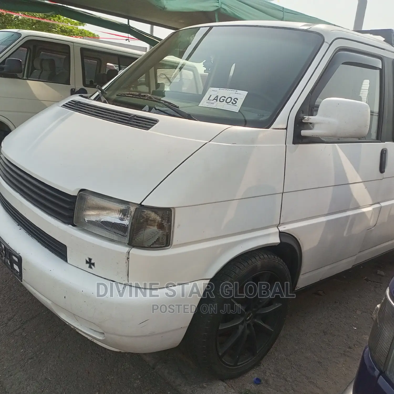 Volkswagen Transporter 2005 Yellow