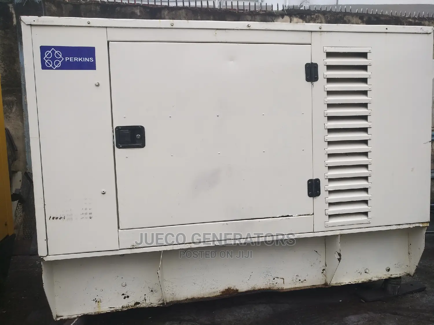 40kva Perkins Jubaili Bros Soundproof Generator for Sale.