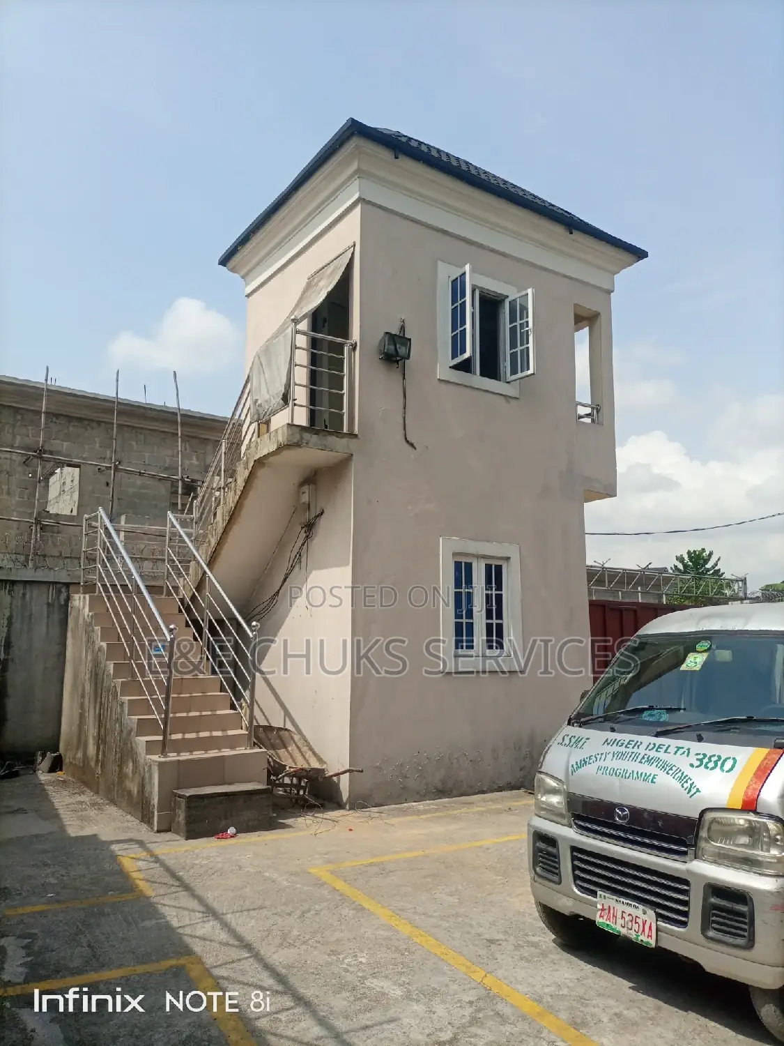 Sharp Warehouse With Duplex as Offices