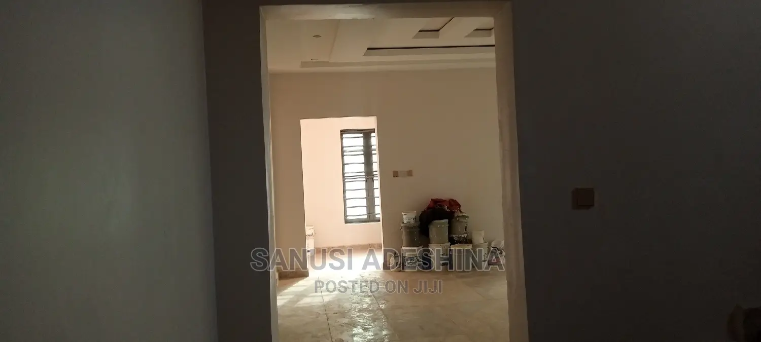 5bdrm Duplex in Katampe Extension By for sale