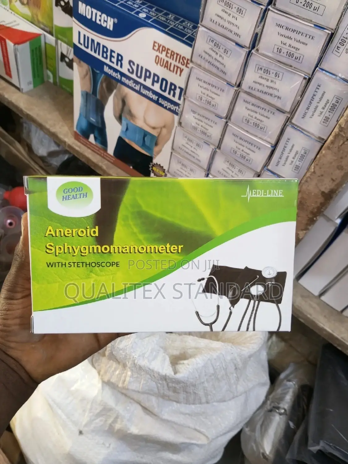 Sphygmomanometer With Stethoscope