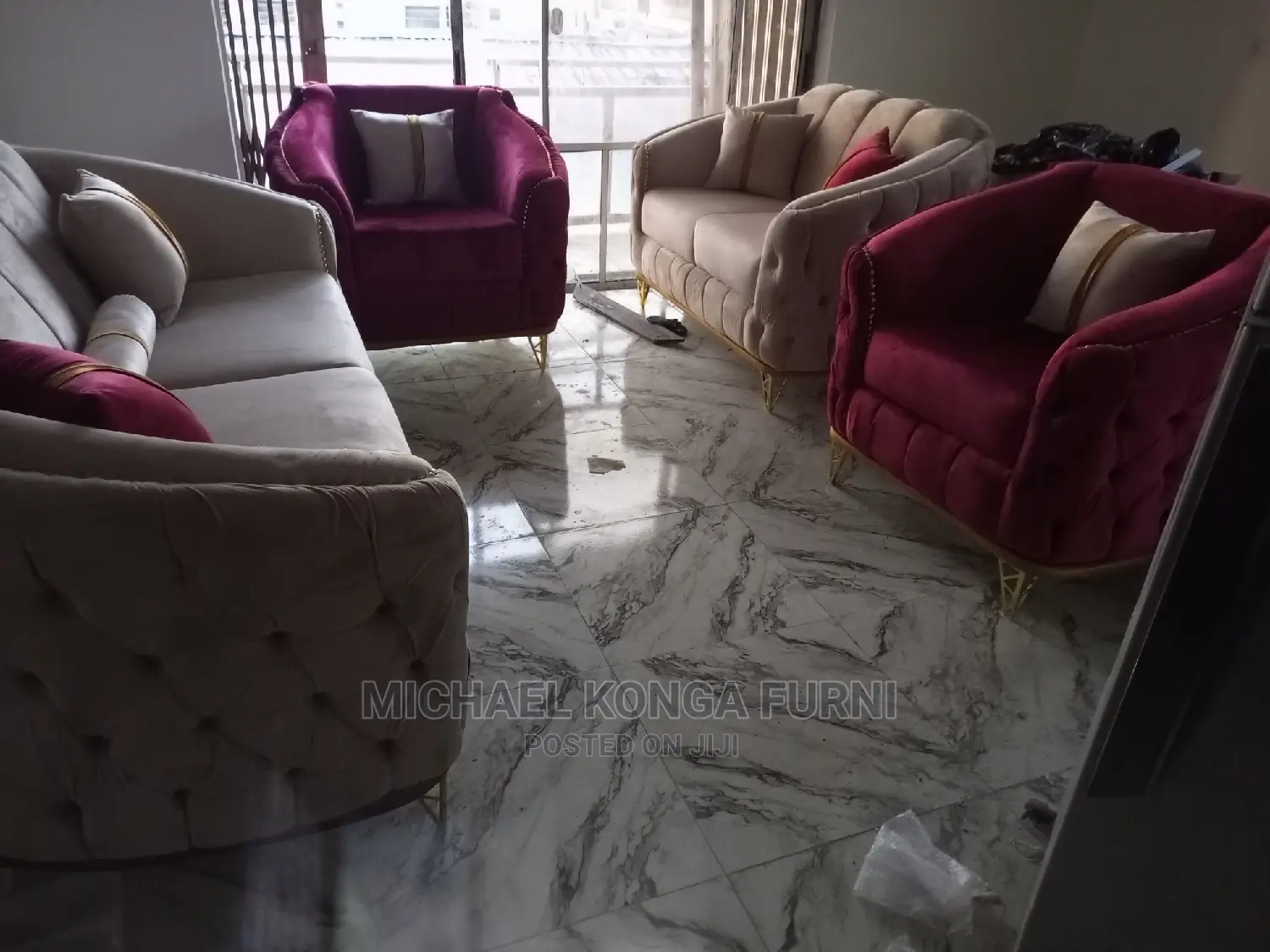 Luxury 7 Seater Living Room Fabric Made Royal Sofa Chair.