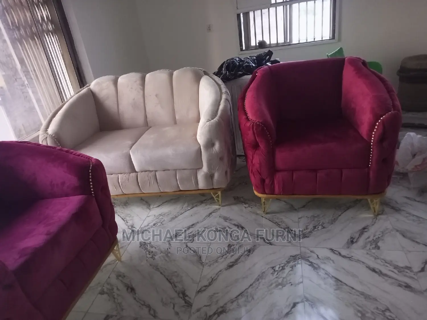 Luxury 7 Seater Living Room Fabric Made Royal Sofa Chair.