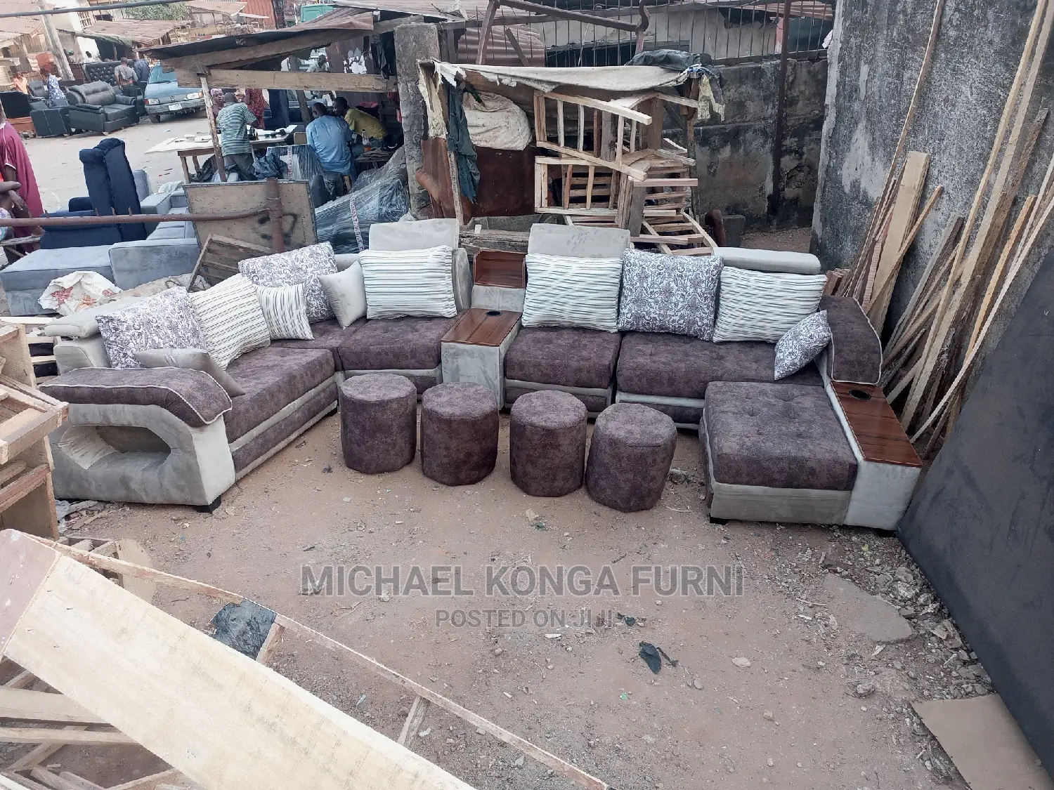 Luxurious 12 Seaters Sofas