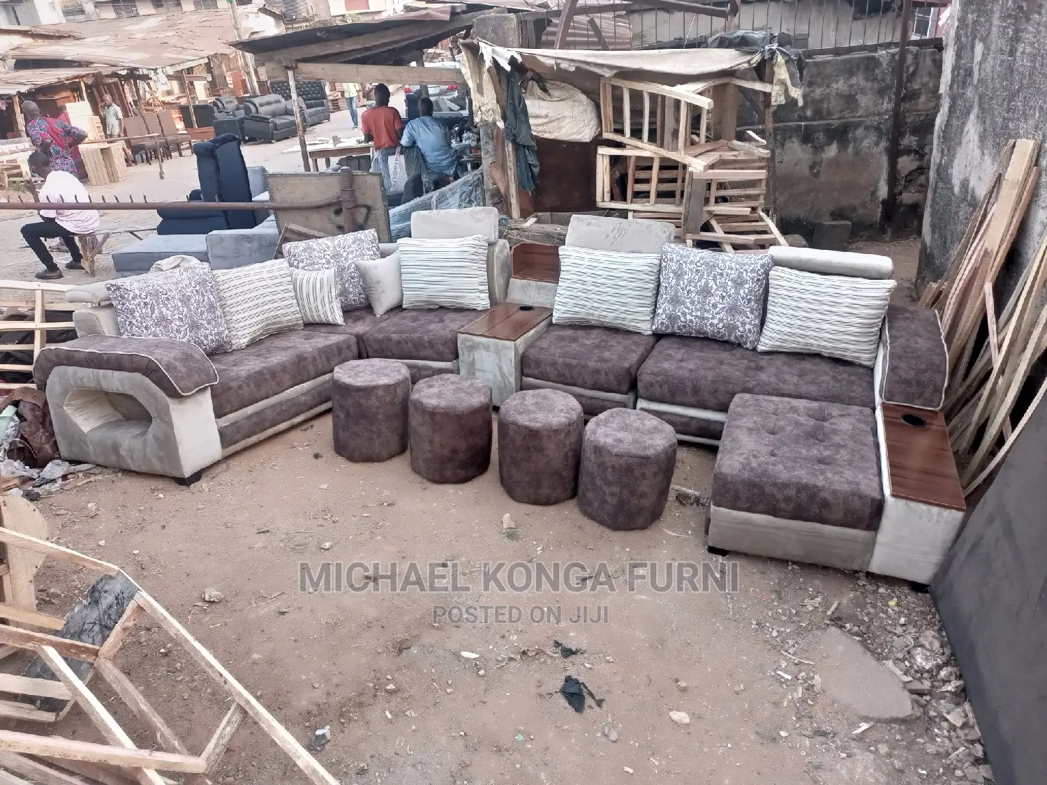 Luxurious 12 Seaters Sofas