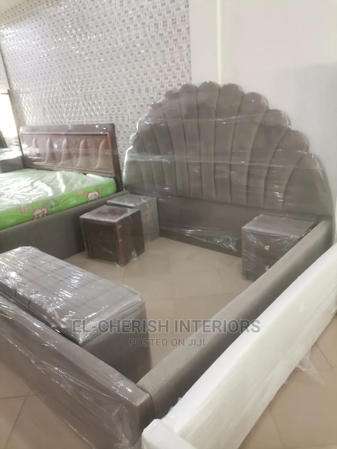 Classic Queen Bed