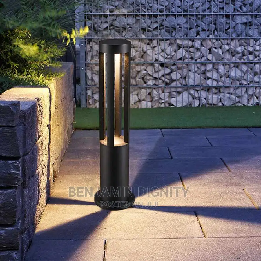 Led Garden/Walkway Stand Lamp