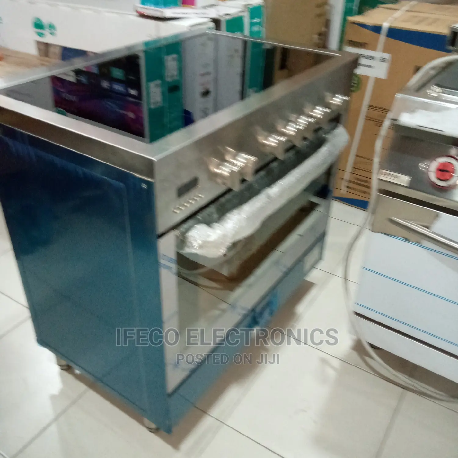 All Electric Cooker. ITALIAN
