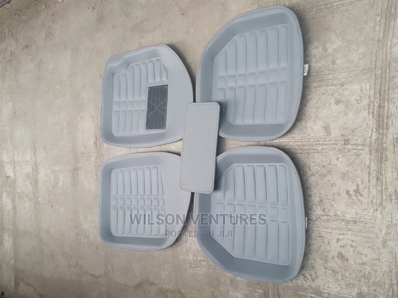 Universal Leather Mat for All Vehicles- Gray