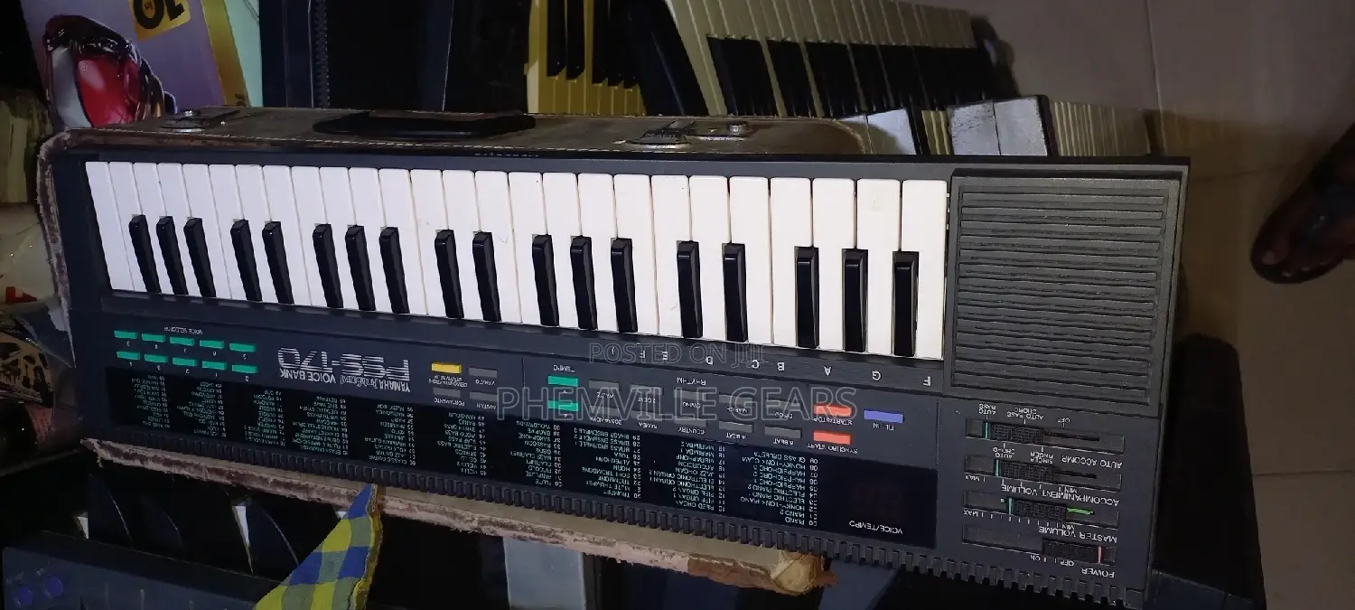 Uk Used Yamaha PSS-170 Children Piano