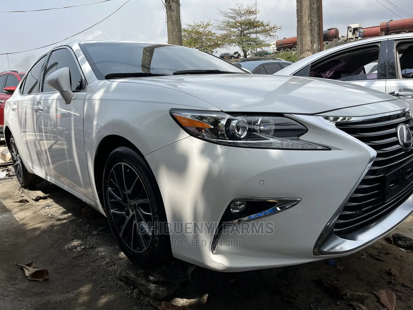 Lexus ES 350 FWD 2016 White