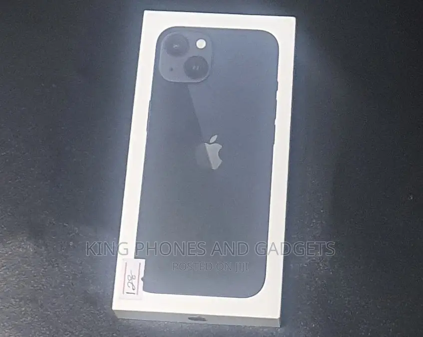 New Apple iPhone 13 128 GB Black