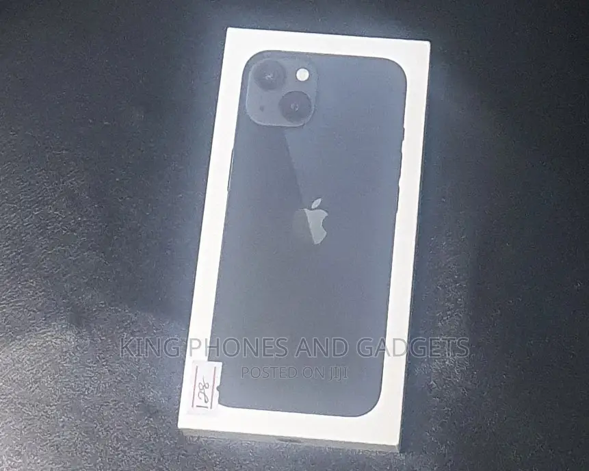 New Apple iPhone 13 128 GB Black