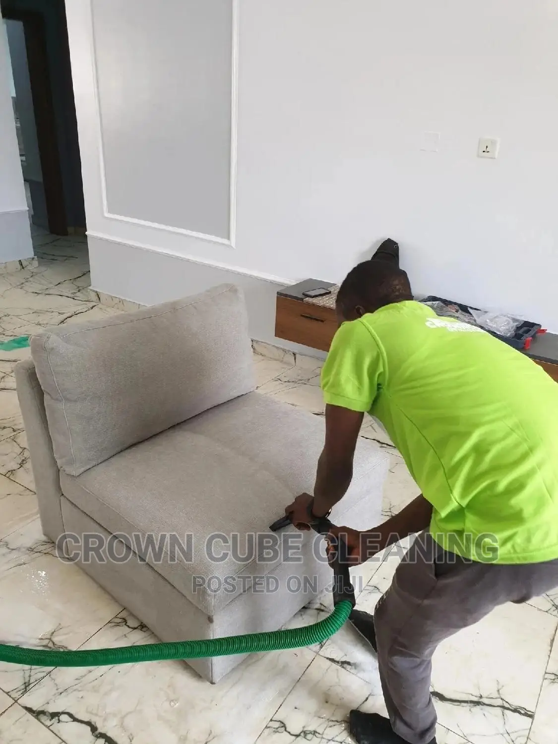 Sofa Cleaning/ Couch Cleaning Services