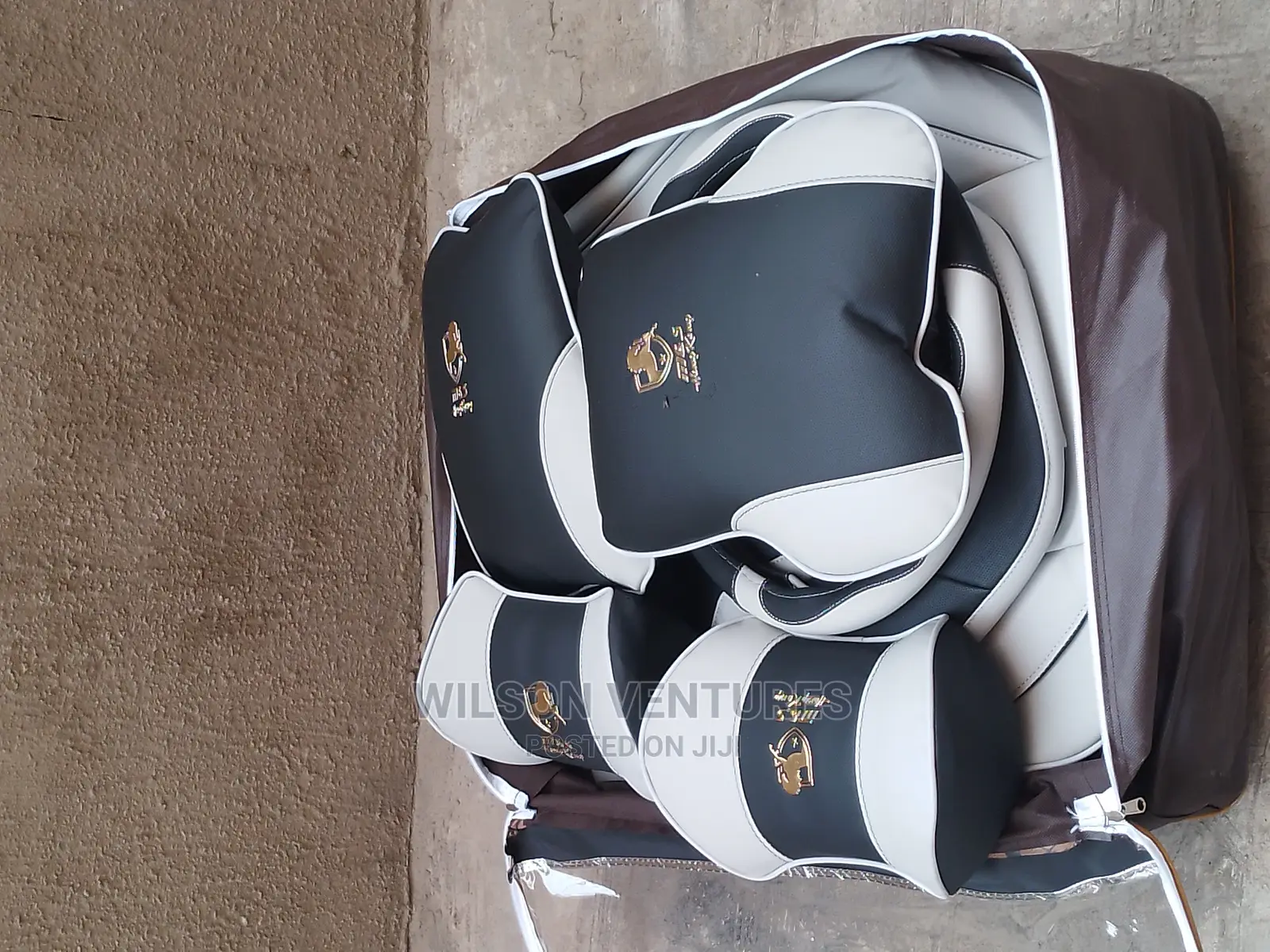 Luxury Seat Cover for All Cars- Gray and Black