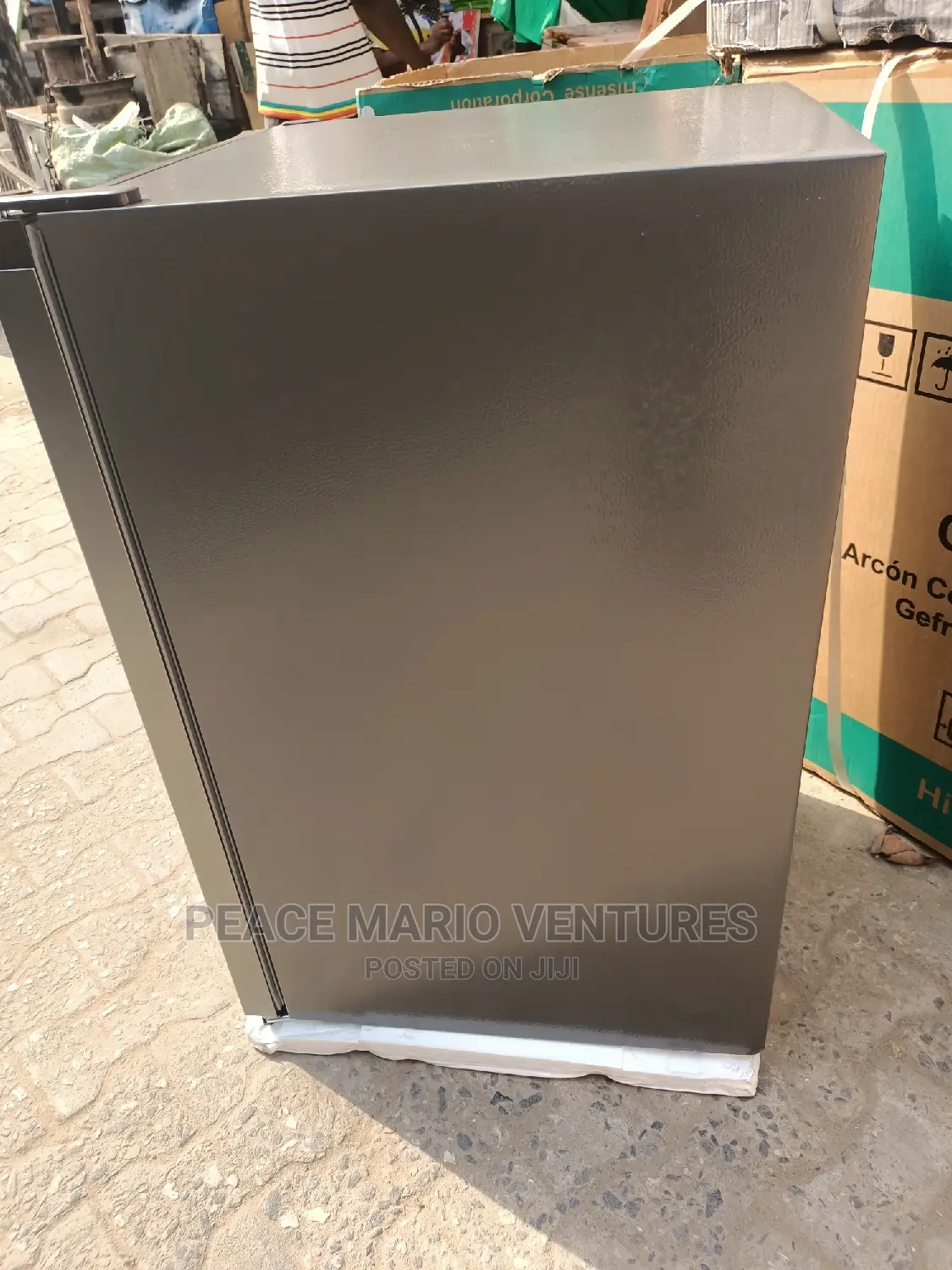 Original Hisense Refrigerator 121L With 2year Warranty.