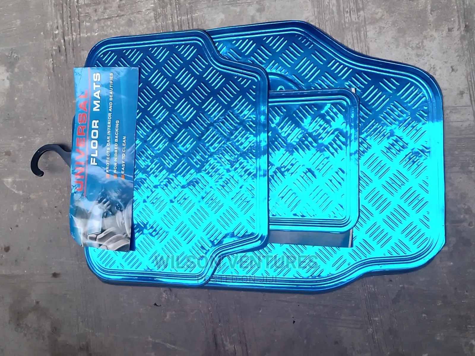 Universal Blue Shining Foot Mat