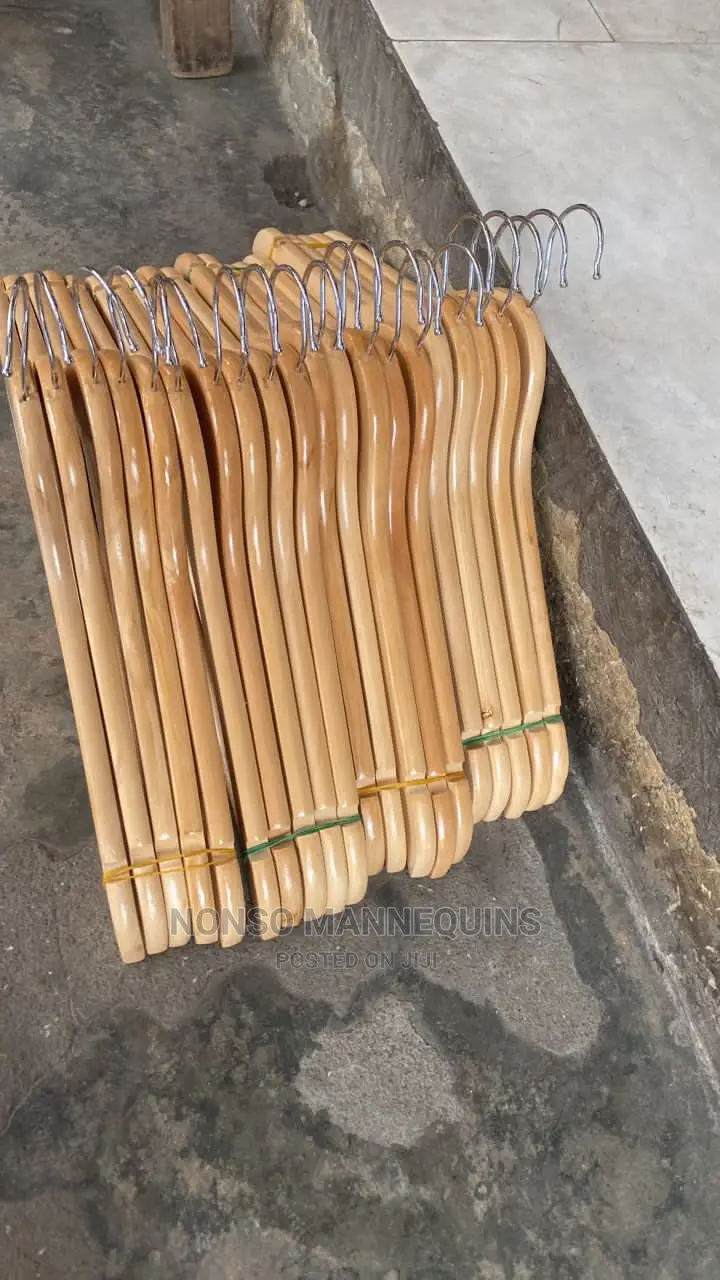 Brand New Neat Sets of Wooden Clothes Hangers
