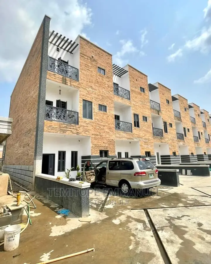 Furnished 4bdrm Duplex in Ikeja Gra for sale