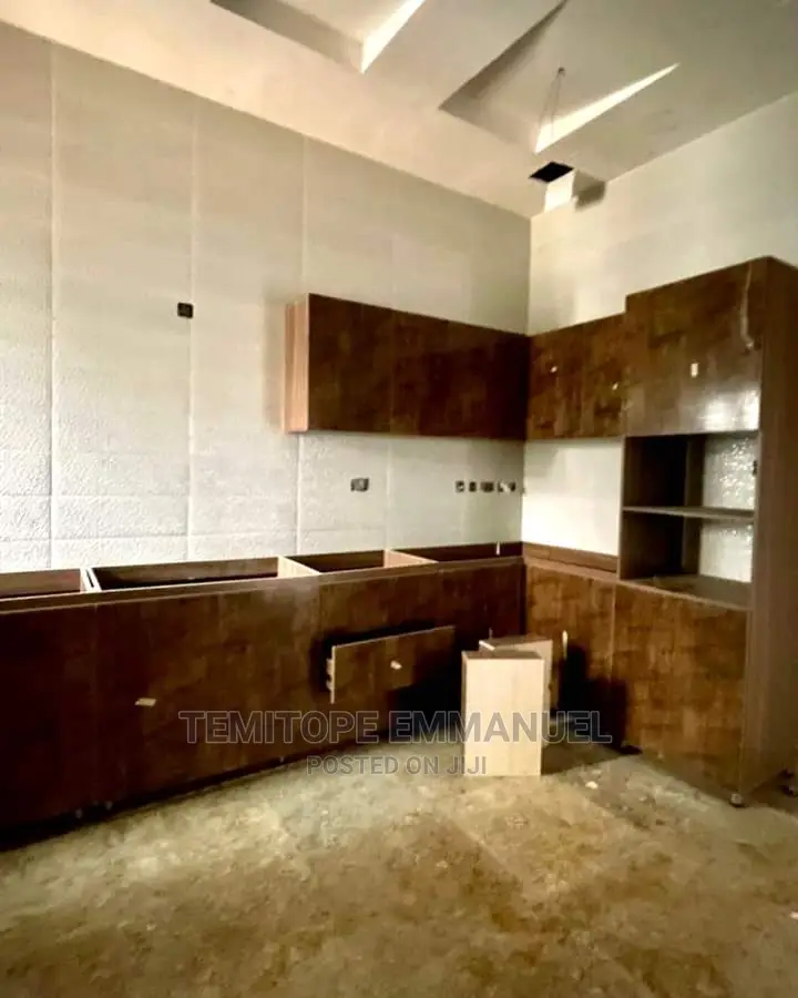 Furnished 4bdrm Duplex in Ikeja Gra for sale
