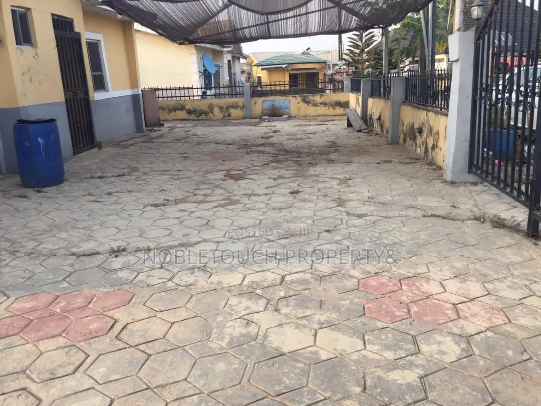 3bdrm Bungalow in Diamond Estate for sale