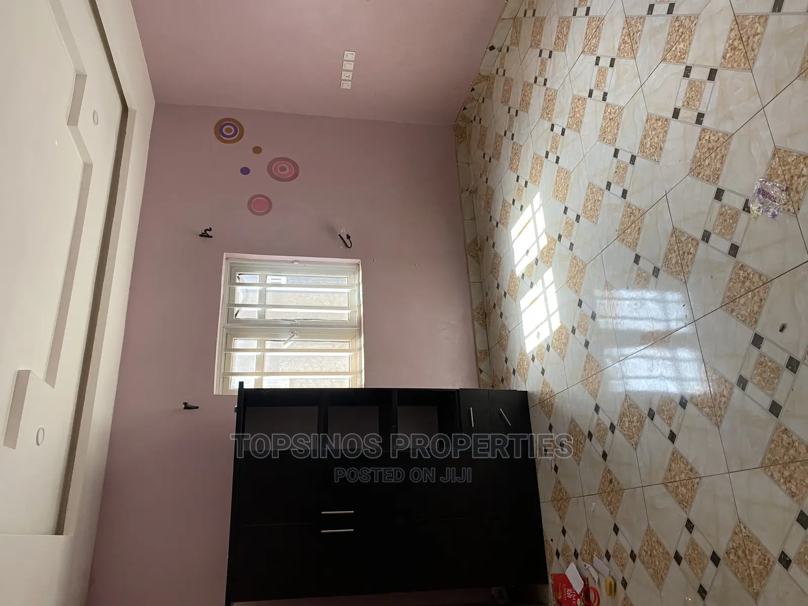 2bdrm Block of Flats in Dawaki for rent