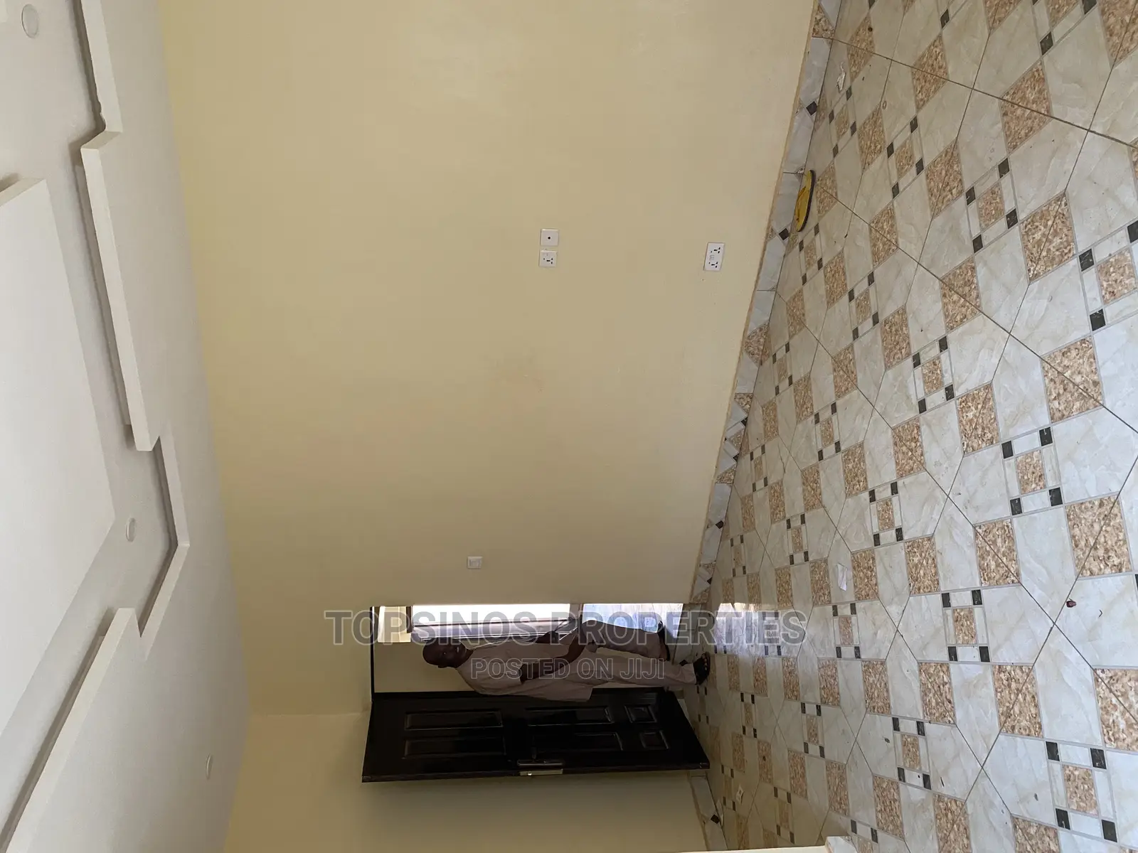 2bdrm Block of Flats in Dawaki for rent