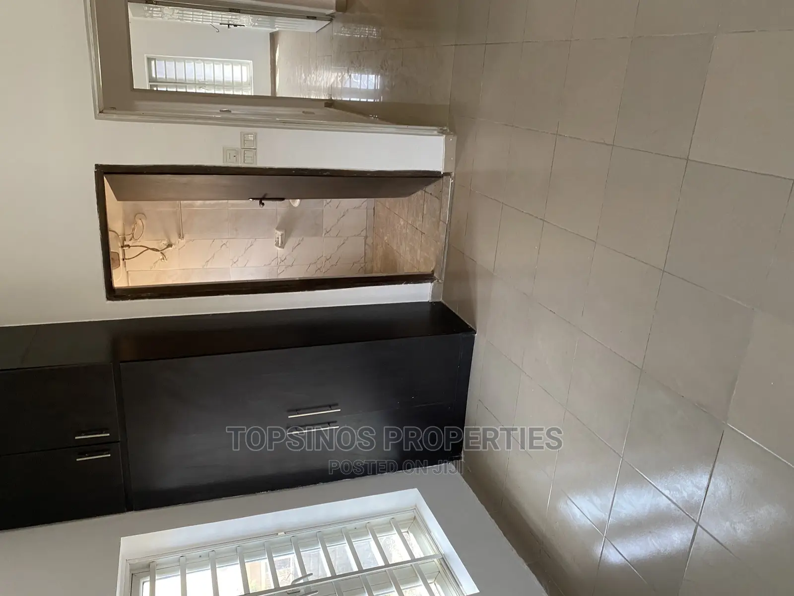 2bdrm Block of Flats in Dawaki for rent