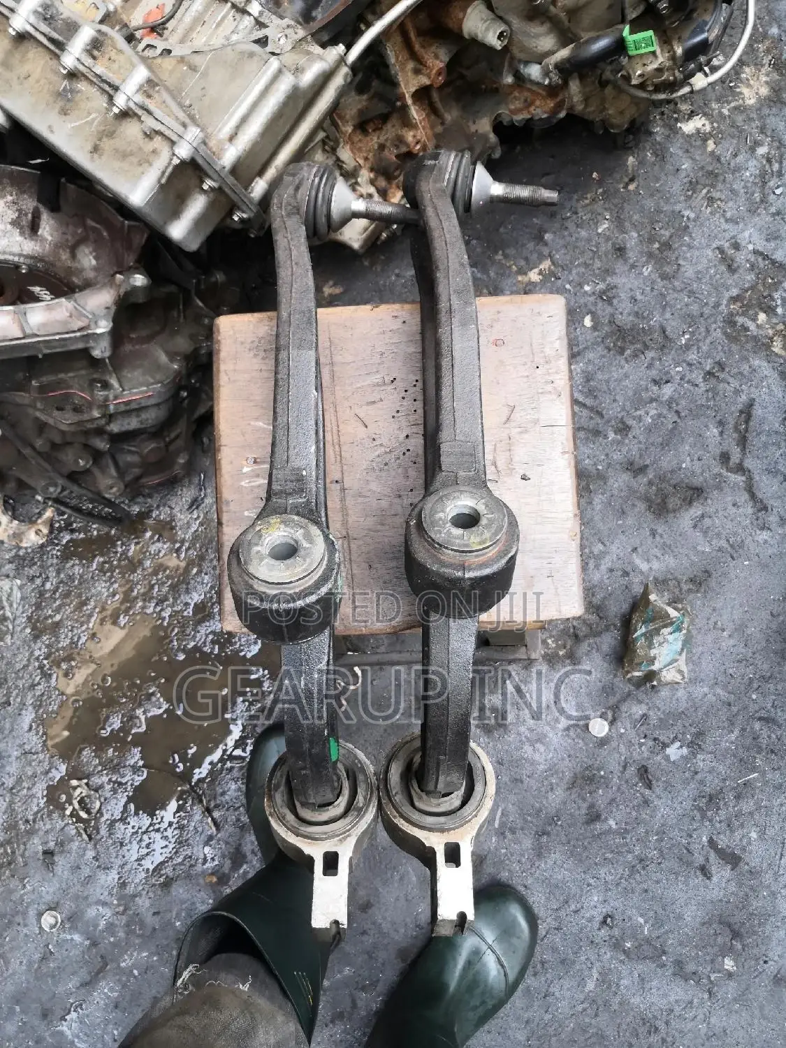 Arms and Ball Joints for 2011 Ford Explorer and Ford Taurus