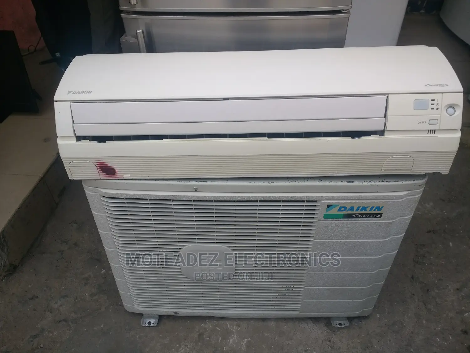 Foreign Used Daikin 1.5hp Inverter 100% Copper Condenser Ac