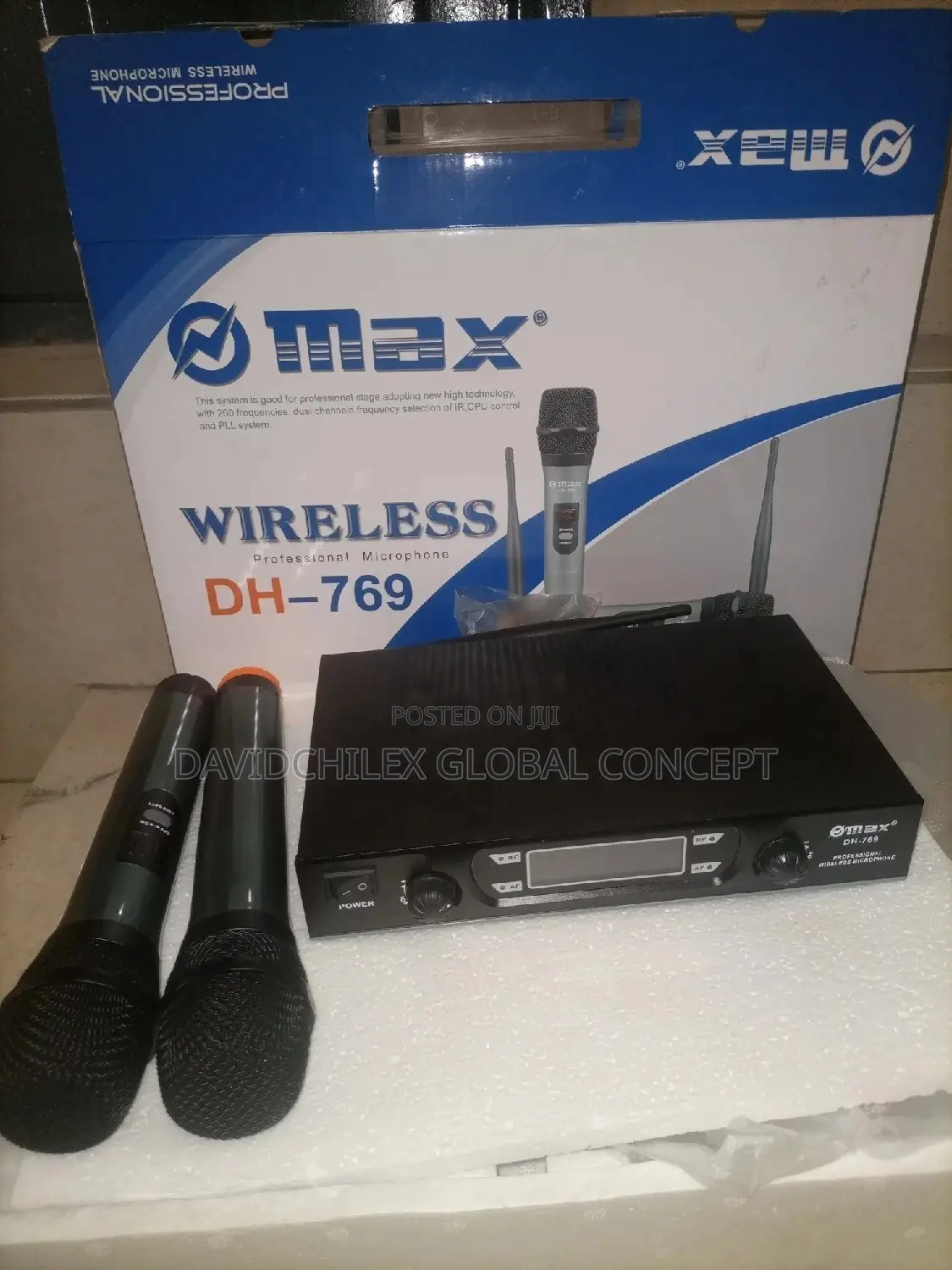 Omax Dh-769 Wireless Microphone