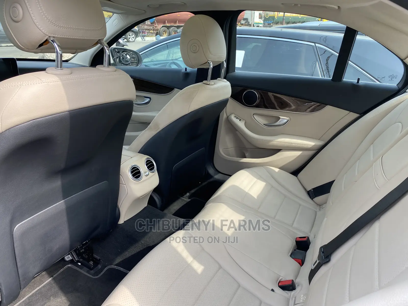 Mercedes-Benz C300 Luxury 4matic Sedan AWD (2.0L 4cyl 7A) 2017 White