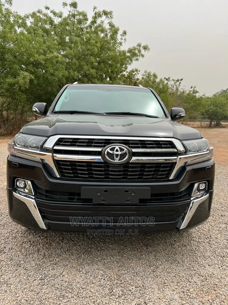 Toyota Land Cruiser 4.5 V8 VXR 2021 Black