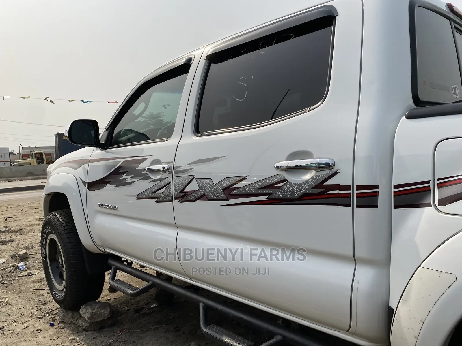 Toyota Tacoma 2012 White