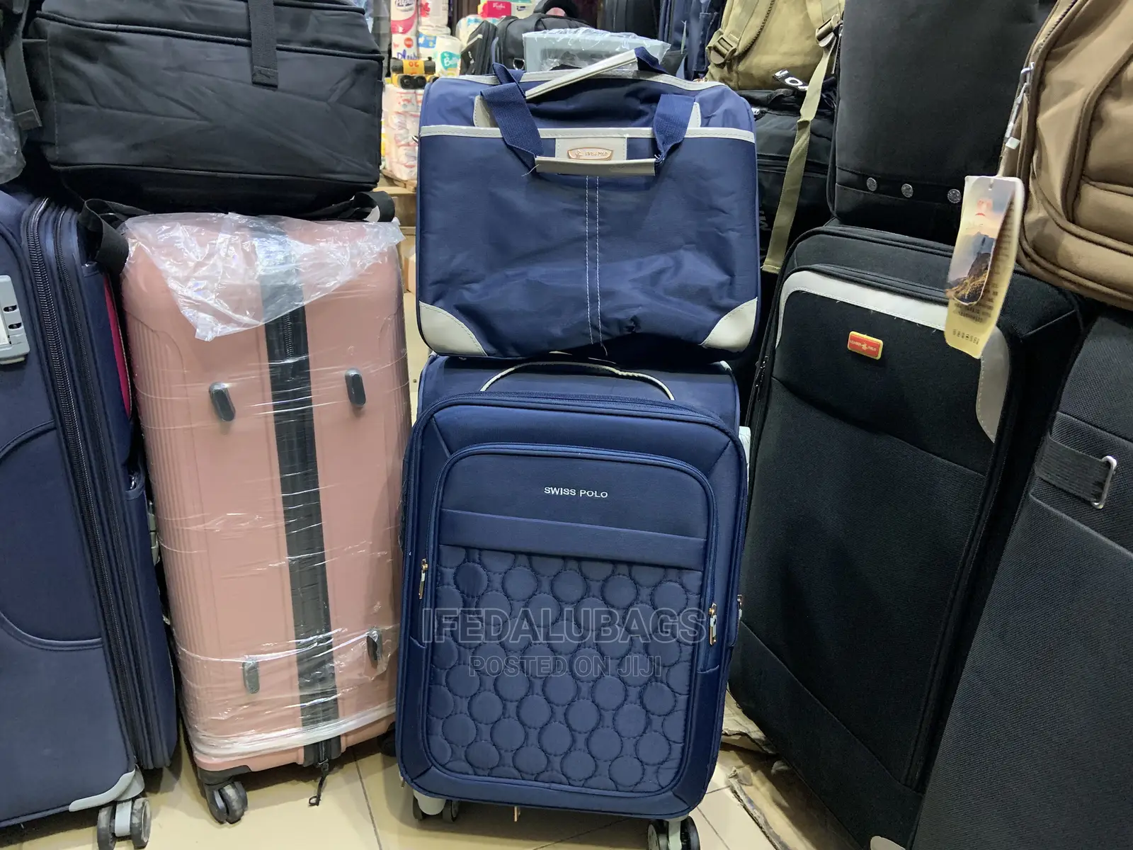 Small Size Swiss Polo Traveling Luggage With Carry on Kit